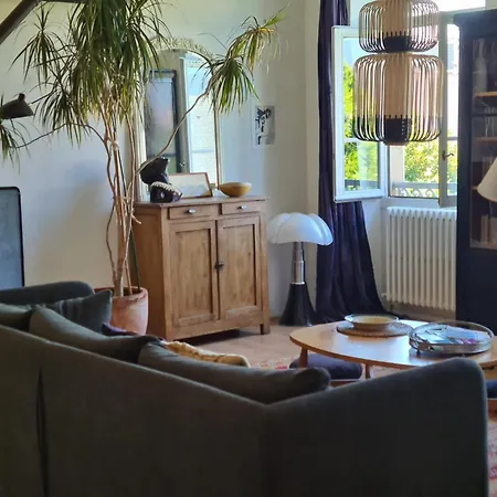 Master Duplex With Garden & Parking * شامبيري
